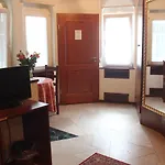 بيت ضيافة Restaurant Da Franco راستات