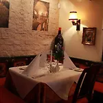 بيت ضيافة Restaurant Da Franco