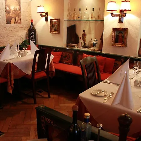 Casa de hóspedes Restaurant Da Franco 2*